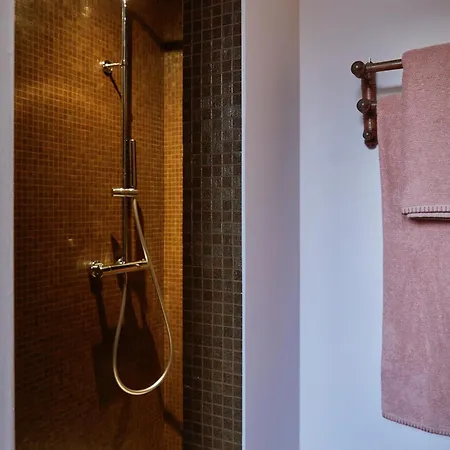 Appartement Le Nid Saint-brice - Les Demeures D'adrien